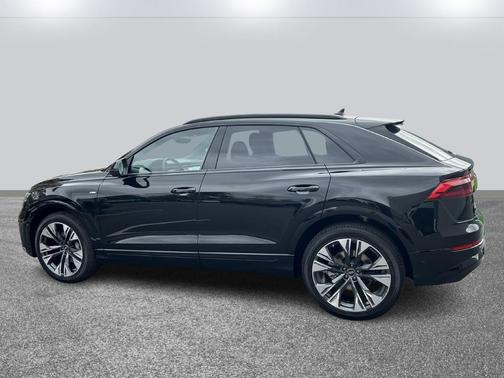 2026 Audi Q8 55 Premium Plus