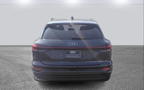 2025 Audi Q6 e-tron Premium Plus