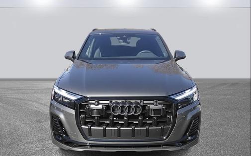 2026 Audi Q7 55 Premium Plus