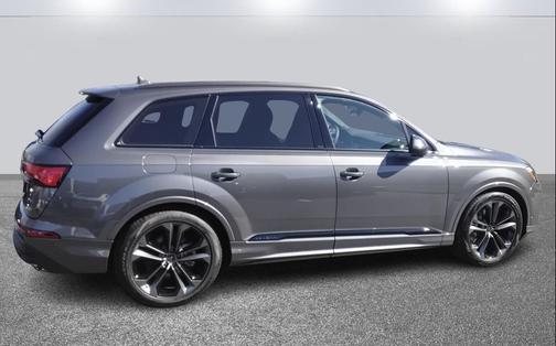 2026 Audi Q7 55 Premium Plus