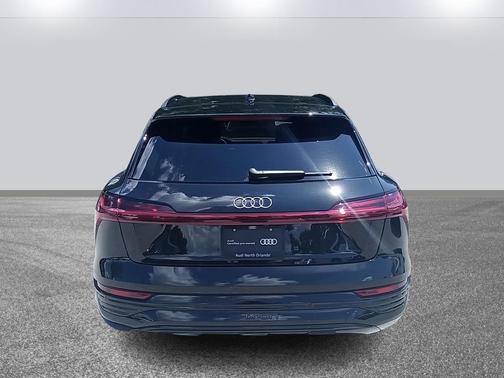 2024 Audi Q8 e-tron Premium Plus