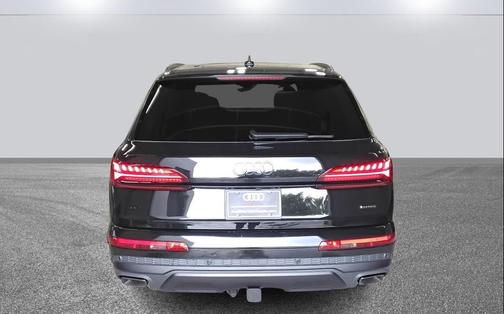 2026 Audi Q7 45 Premium Plus