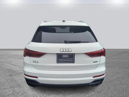 2022 Audi Q3 45 S line Premium Plus