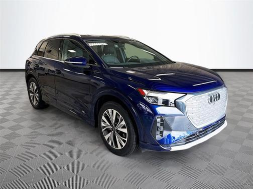 Navarra Blue Metallic 2023 Audi Q4 e-tron Premium Plus 40 RWD