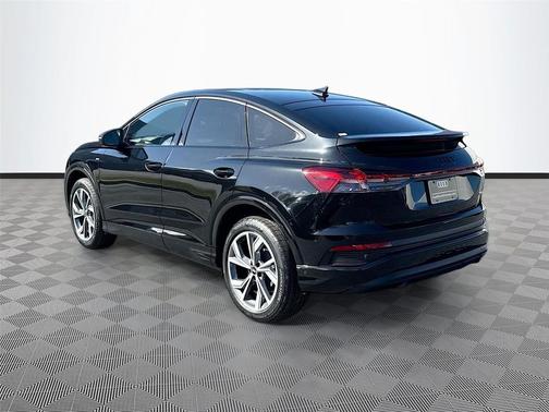 2023 Audi Q4 e-tron Prestige 50 quattro