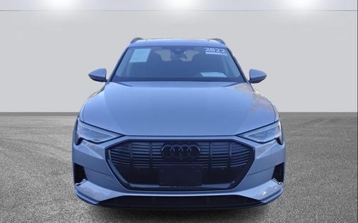 2022 Audi e-tron Premium