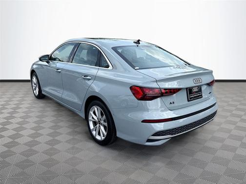 Arrow Gray Pearl Effect 2025 Audi A3 Premium