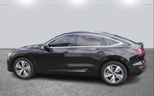 2024 Audi Q8 e-tron Premium Plus