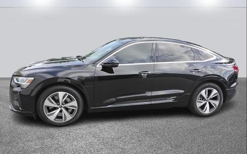 2024 Audi Q8 e-tron Premium Plus