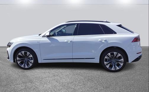 2026 Audi Q8 55 Premium Plus