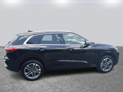 2025 Audi Q5 Premium