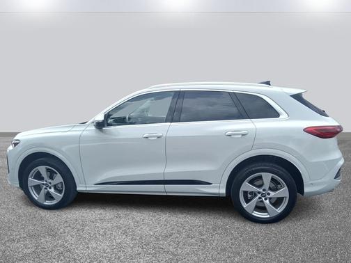 2025 Audi Q5 Premium Plus TFSI quattro S tronic