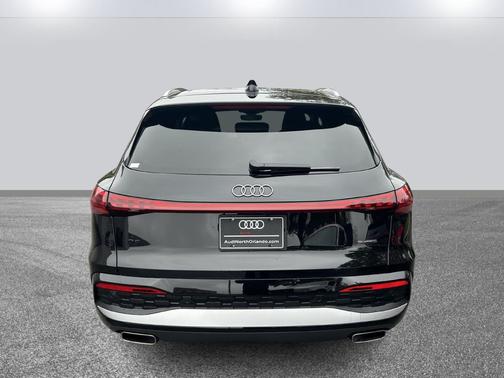 2025 Audi Q5 Premium Plus TFSI quattro S tronic