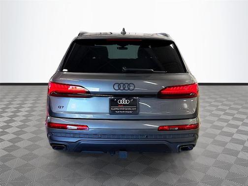 2026 Audi Q7 55 Premium Plus