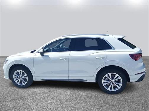 2024 Audi Q3 45 S line Premium Plus