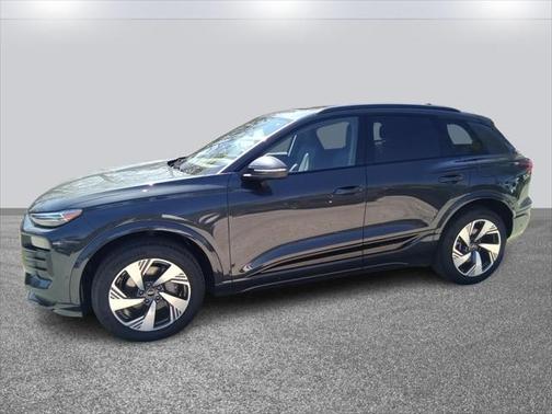 2025 Audi Q6 e-tron Premium Plus quattro