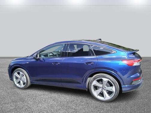 2025 Audi Q4 e-tron Sportback Premium Plus 55 quattro