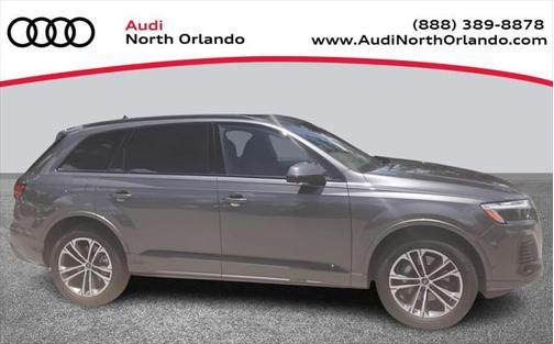 2025 Audi Q7 45 Premium Plus