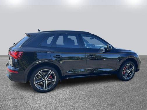 2025 Audi Q5 55 S line Premium Plus