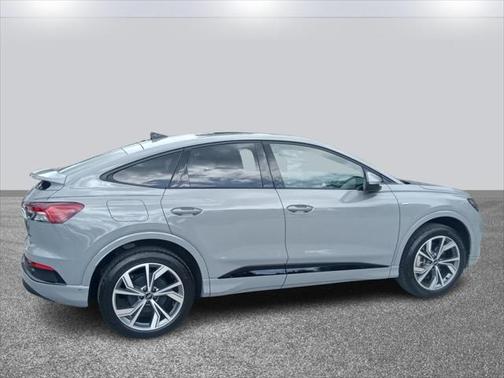 2024 Audi Q4 e-tron Sportback Premium Plus 50 quattro