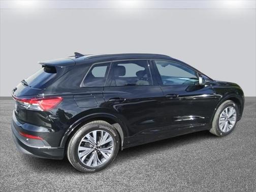 2025 Audi Q4 e-tron Premium 45 RWD