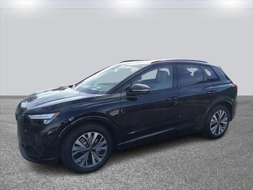 2025 Audi Q4 e-tron Premium 45 RWD