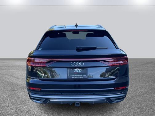 2021 Audi Q8 55 Premium Plus