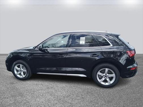 2023 Audi Q5 40 Premium