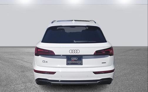 2025 Audi Q5 45 S line Premium