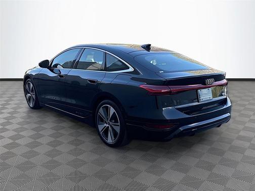 Mythos Black Metallic 2025 Audi A6 e-tron Prestige