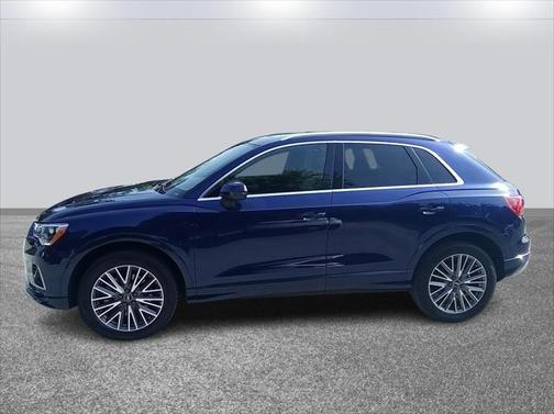 2022 Audi Q3 40 Premium