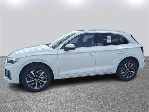 2023 Audi Q5 45 S line Premium