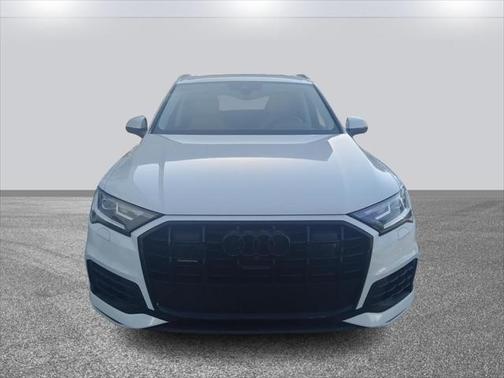 2021 Audi Q7 55 Premium Plus