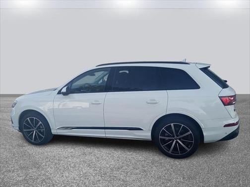 2021 Audi Q7 55 Premium Plus