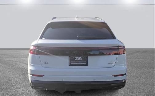2026 Audi Q8 55 Premium Plus