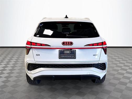 Glacier White Metallic 2026 Audi Q3 TFSI quattro S tronic