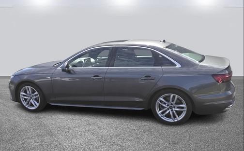 2023 Audi A4 45 S line Premium
