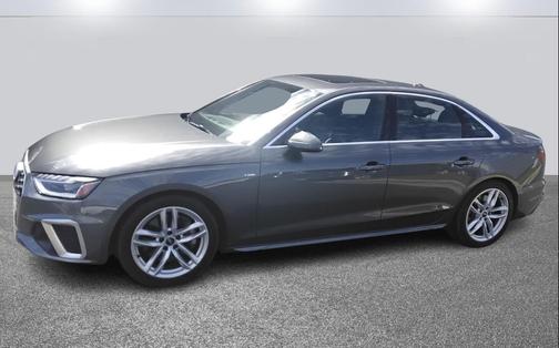 2023 Audi A4 45 S line Premium