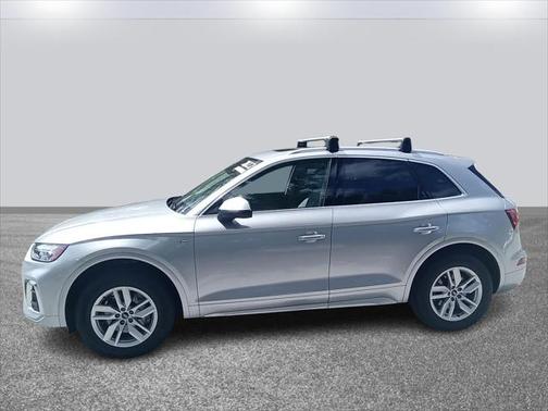 2022 Audi Q5 45 S line Premium