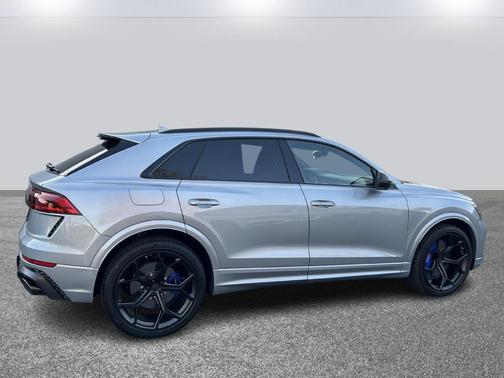2026 Audi RS Q8 4.0T