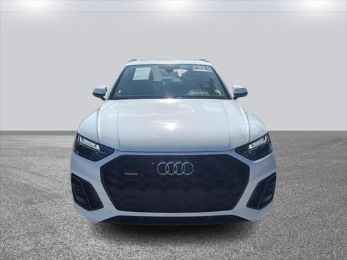 2025 Audi Q5 45 S line Premium