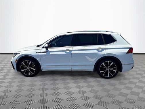 Opal White Pearl 2024 Volkswagen Tiguan 2.0T SEL R-Line 4MOTION