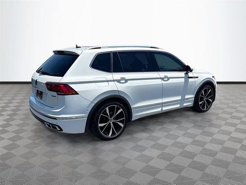 Opal White Pearl 2024 Volkswagen Tiguan 2.0T SEL R-Line 4MOTION