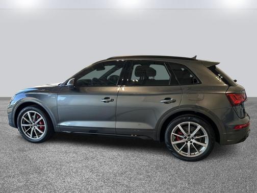 2024 Audi Q5 e 55 S line Premium Plus