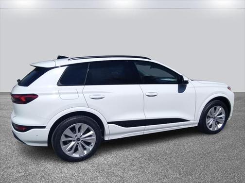 2025 Audi Q6 e-tron Premium