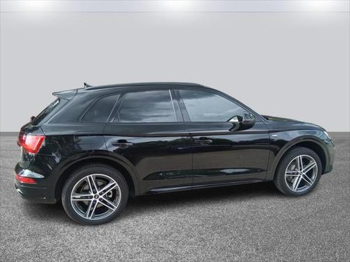 2022 Audi Q5 55 S line Prestige