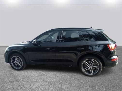 2022 Audi Q5 55 S line Prestige