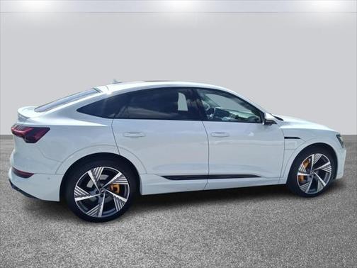 2022 Audi e-tron Sportback S line Prestige