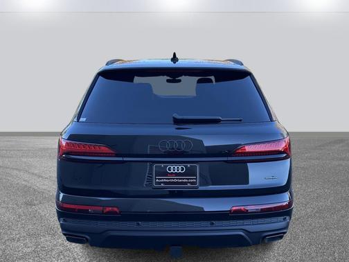 2026 Audi Q7 55 Premium Plus