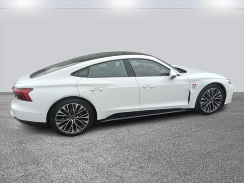 2025 Audi S e-tron GT Premium Plus